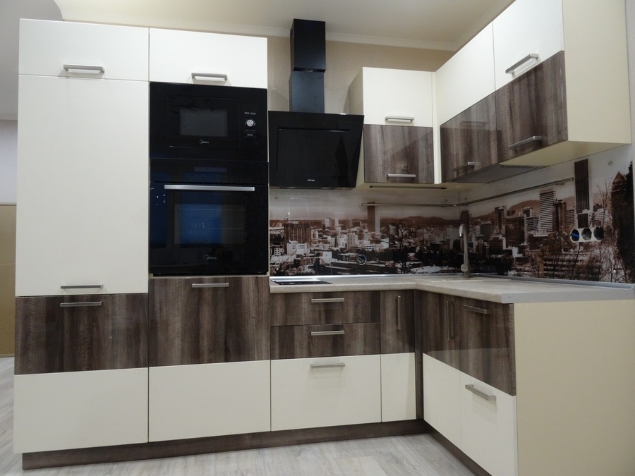 Белый кухонный гарнитур-Кухня МДФ в эмали «Модель 485»-фото3